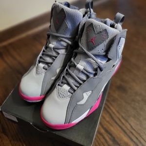 Cool Grey Jordan True Flight GG